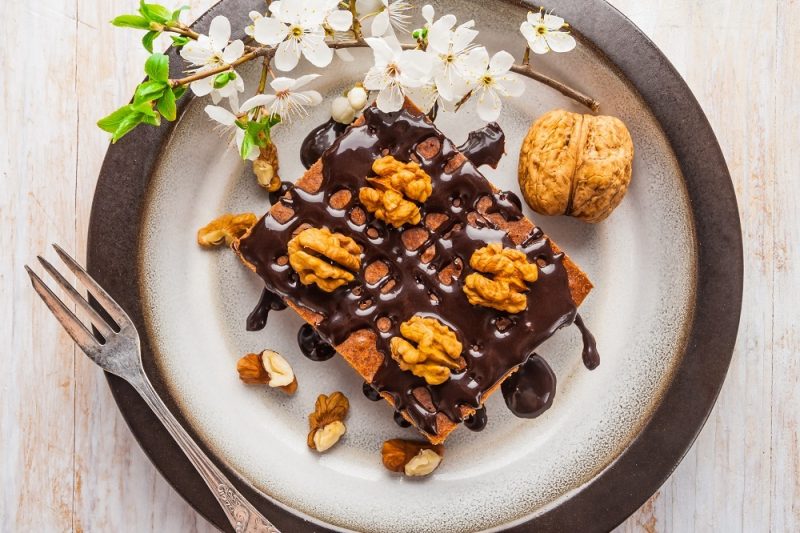 Torta Semplice alle Noci