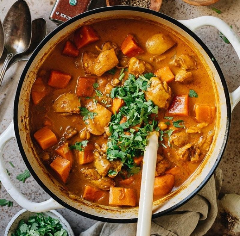 CURRY DI POLLO CON PATATE DOLCI