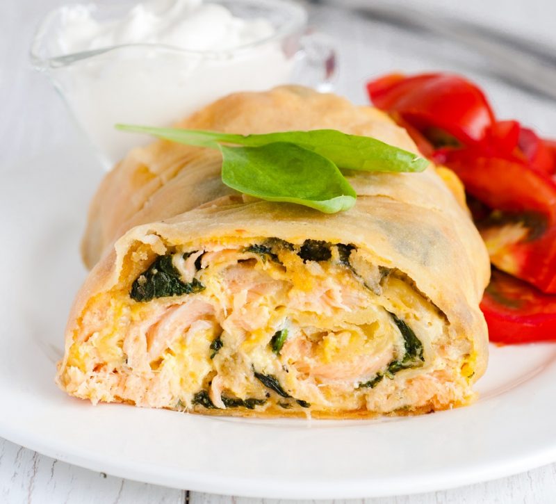 SALMONE CON SPINACI IN CROSTA